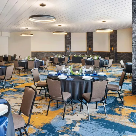 Delta Hotels Grande Prairie Airport