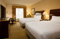 Hilton Garden Inn Cincinnati Blue Ash - Lemmikkieläimet sallittu