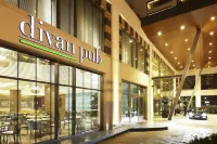 Divan Adana - parcheggio