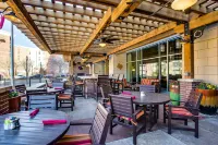 Overton Hotel and Conference Center - breakfast
