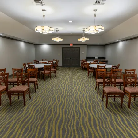 Red Roof Inn & Suites Irving - DFW Airport South