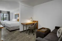 SpringHill Suites Charleston North/Ashley Phosphate - 3-Star