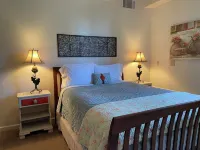 The Garden Suite has beautiful views of forests and pastures! It is dog friendly - Wifi
