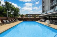 Holiday Inn NASHVILLE-VANDERBILT (DWTN) by IHG - Uima-altaat
