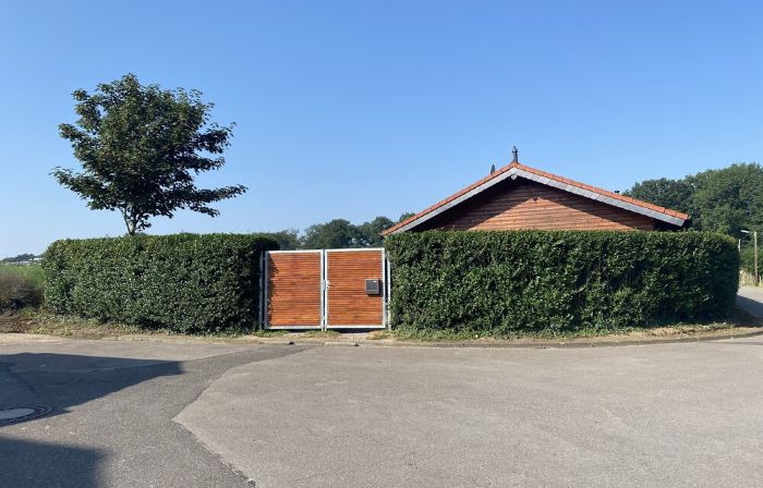 Wooden house on Meinweg with large garden