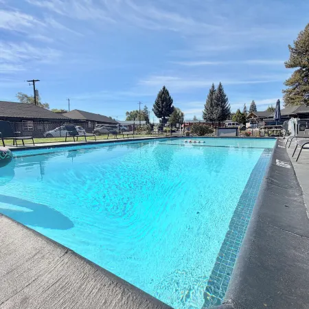 Cascade Lodge