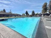 Cascade Lodge - Pools