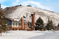 DoubleTree by Hilton Park City - the Yarrow Các khách sạn gần Kimball Art Center