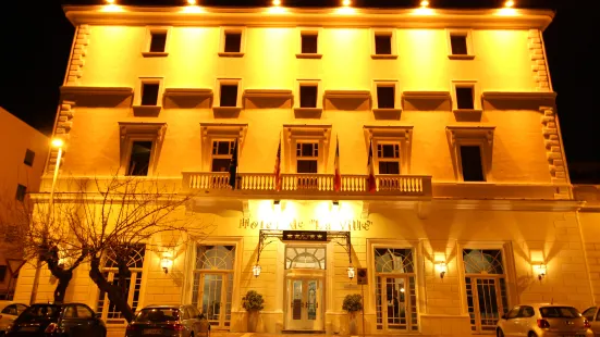 Hotel de La Ville