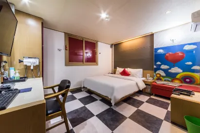 Major Hotel