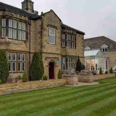 Rogerthorpe Manor Hotel Hotel Exterior