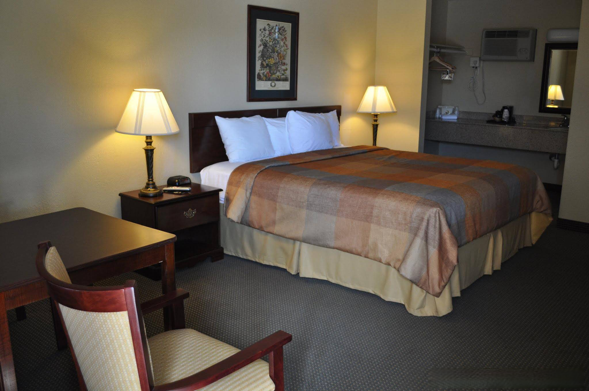 Best Western Plus Corning Inn