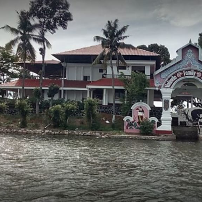 Valiyavila Golden Lake Resort and Cottage Hotel Exterior