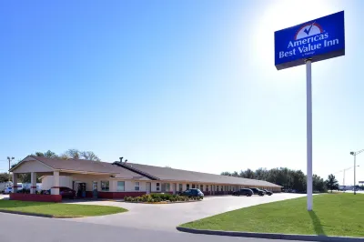 Executive Inn Woodward Hotels near Westgate Shopping Center