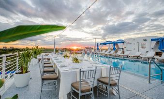 Mr. C Miami - Coconut Grove