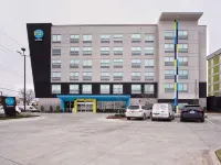 Tru by Hilton Oklahoma City NW Expressway Hotels near Coronado Square