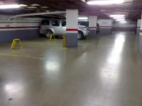 Hotel Folch - parkir