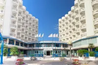 HR Resort