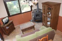 Rural Apartments Overlooking the Lake. Hotels in Guadalteba