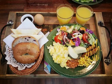 Seongju (Gayasan) and Anne's Garden Pension Отели в г. Сонджу