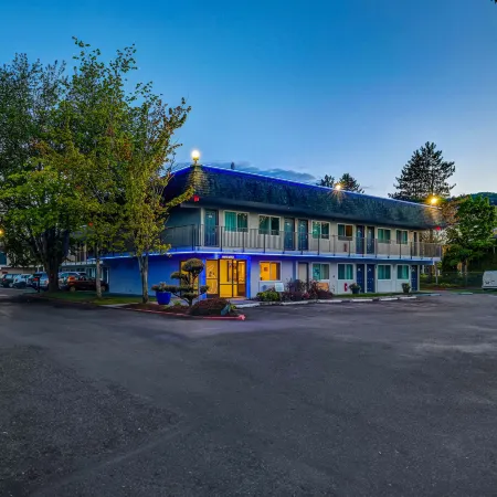 Motel 6 Issaquah, WA - Seattle - East