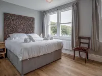 Penally Manor - Luxurious Manor House - Tenby Hotels in Penally