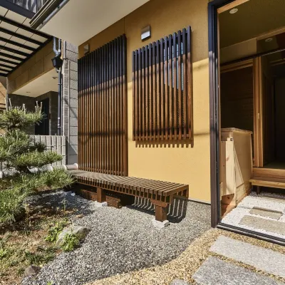 Stay Sakura Kyoto Nijo Castle West I Отели рядом с достопримечательностью «Тэнрю-дзи»