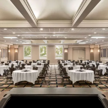 Royal Hotel Calgary, Trademark Collection by Wyndham