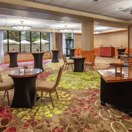 DoubleTree Suites by Hilton Seattle Airport/Southcenter