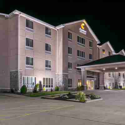 Comfort Inn & Suites Marion I-57 Hotel Exterior