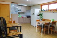 Gyeongju Rockheewon Hanok Stay