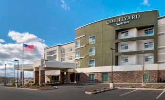 Courtyard Schenectady at Mohawk Harbor