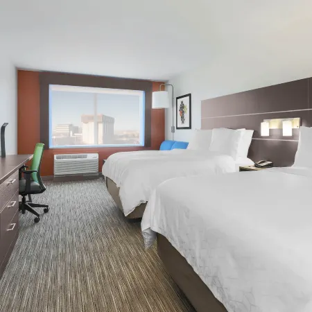 Holiday Inn Express & Suites CHICAGO O'HARE AIRPORT by IHG