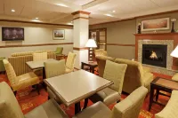 Holiday Inn Express & Suites FREEPORT - BRUNSWICK AREA by IHG - breakfast