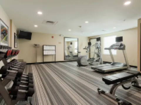 キャンドルウッド スイーツ レネクサ - オーバーランド パーク エリア by IHG レネックサのホテル