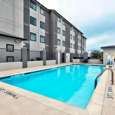 Motel 6 Marble Falls, TX