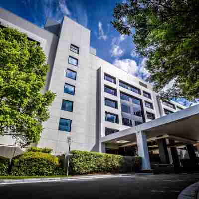 Crowne Plaza CANBERRA by IHG Hotel Exterior