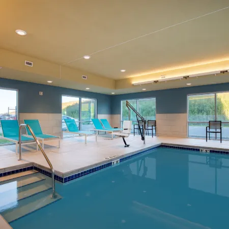 Holiday Inn Express & Suites BELOIT by IHG