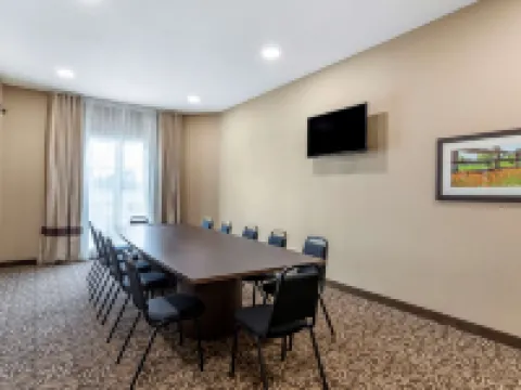 Comfort Inn & Suites Hotels in Waller County