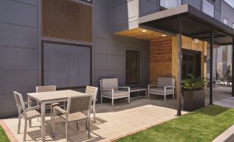 Country Inn & Suites by Radisson, Savannah Midtown, GA