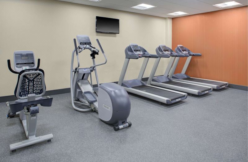 Hampton Inn & Suites Manchester photo 4