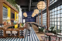 Hotel Tupelo, a Wyndham Hotel - bar