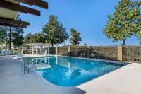 Best Western Orchard Inn - Pools