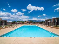 Quality Inn Hotels in Taos County