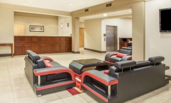 Hawthorn Suites by Wyndham Bloomington