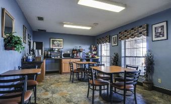 Americas Best Value Inn-Midlothian/Cedar Hill