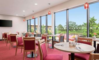 Ramada by Wyndham Cobham