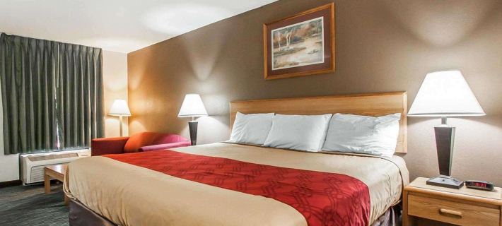 Econo Lodge Inn and Suites - Jackson Hotels in Jackson