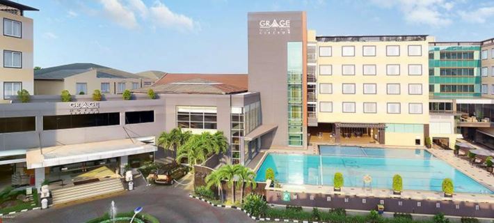 โรงแรมเกรจ จีเรอบอน โรงแรมในซิเรบอน