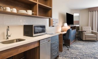 Candlewood Suites Lake Charles-Sulphur